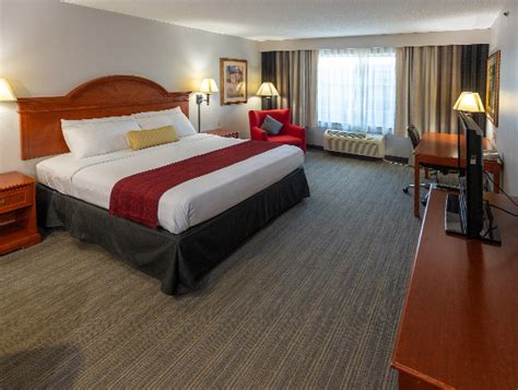 diamond jo casino hotels|Room & Suites .